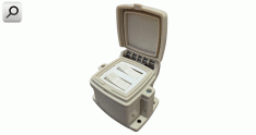 Caja caps 2puntos PVC BEI 16A IP44